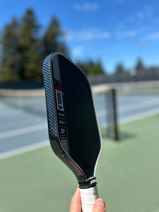 Gloss carbon fiber